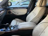 BMW X6 2010. run only 110K. 